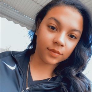 Meet your Posher, Cierra